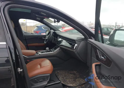 2021 Audi Q7 Premium Plus 55 Tfsi Quattro Tiptronic from USA, damaged, VIN WA1LXAF72MD023064